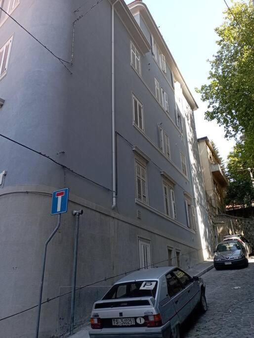 Appartamento In Centro Storico Трієст Екстер'єр фото